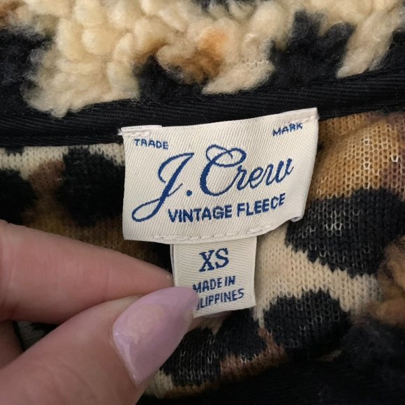 J Crew Vintage Heavy Fleece Sweatshirt XS Leopard Print Snap Collar Flap Pockets - Picture 6 of 6